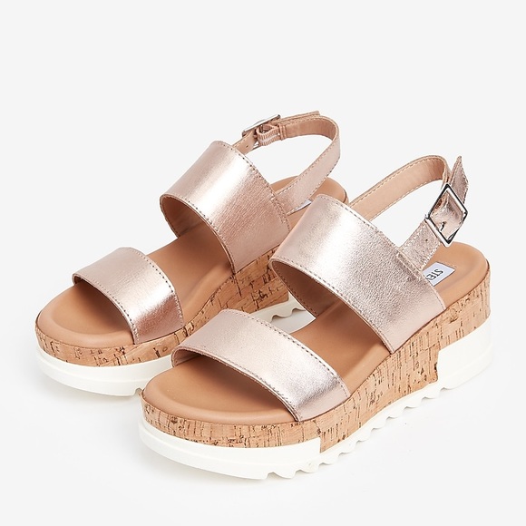 STEVE MADDEN Rose Gold Leather Platform Sandals - Picture 4 of 9